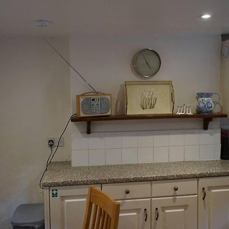 Stunning Historic 2-Bed House In Shaftesbury Villa Exterior foto