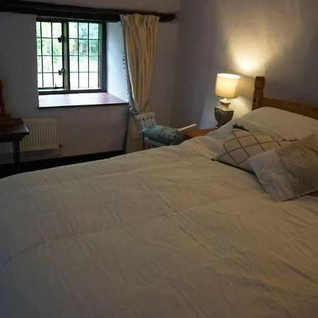 Stunning Historic 2-Bed House In Shaftesbury Villa Exterior foto