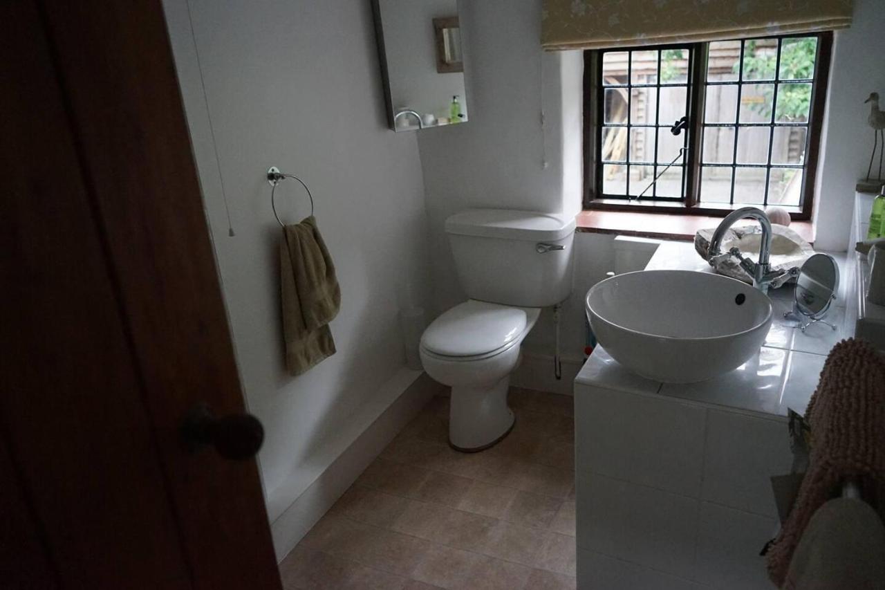 Stunning Historic 2-Bed House In Shaftesbury Villa Exterior foto
