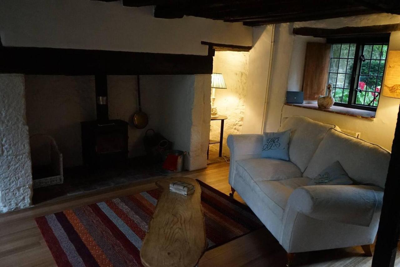 Stunning Historic 2-Bed House In Shaftesbury Villa Exterior foto