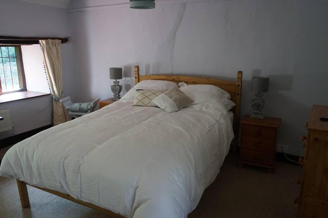Stunning Historic 2-Bed House In Shaftesbury Villa Exterior foto