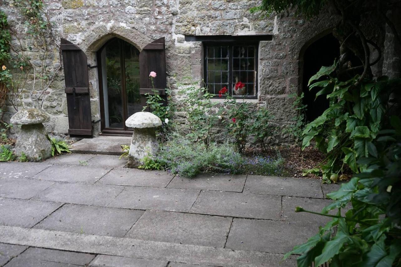 Stunning Historic 2-Bed House In Shaftesbury Villa Exterior foto