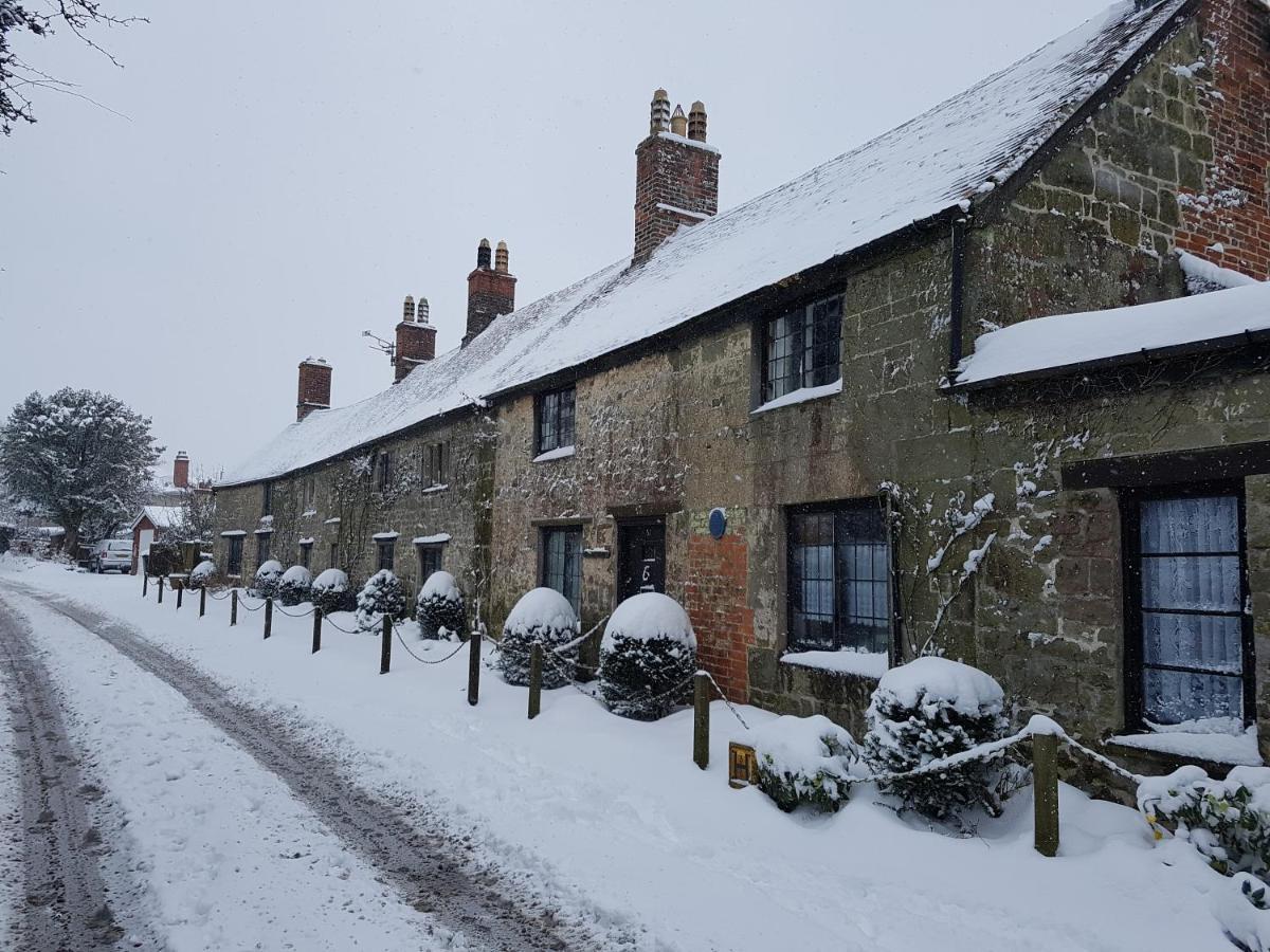 Stunning Historic 2-Bed House In Shaftesbury Villa Exterior foto
